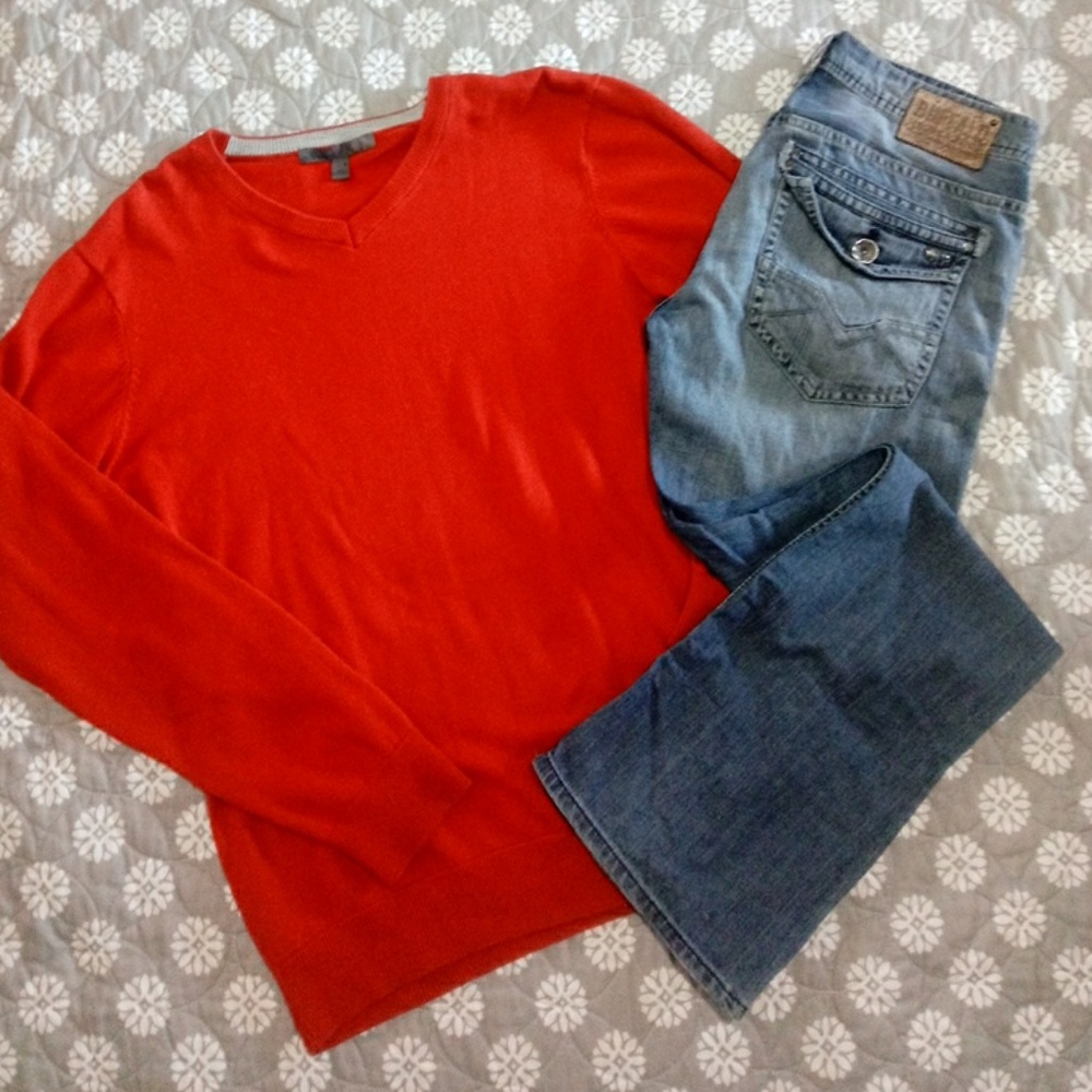 ❤️ SOLD ❤️Old Navy Sweater